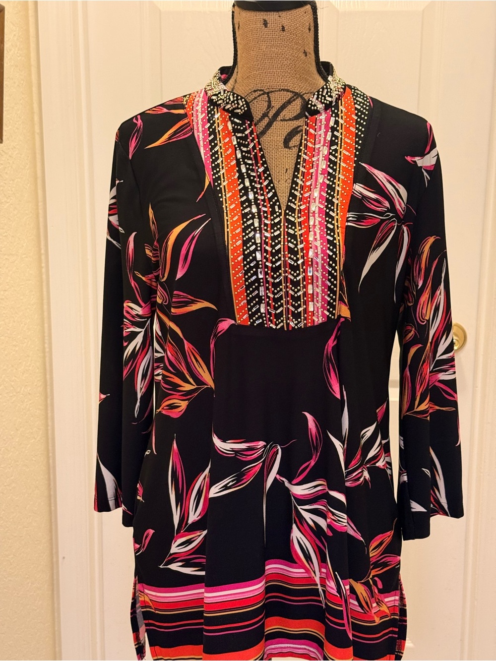 Black Floral V-Neck Long Sleeve Women's Top - Pink & Orange Accents